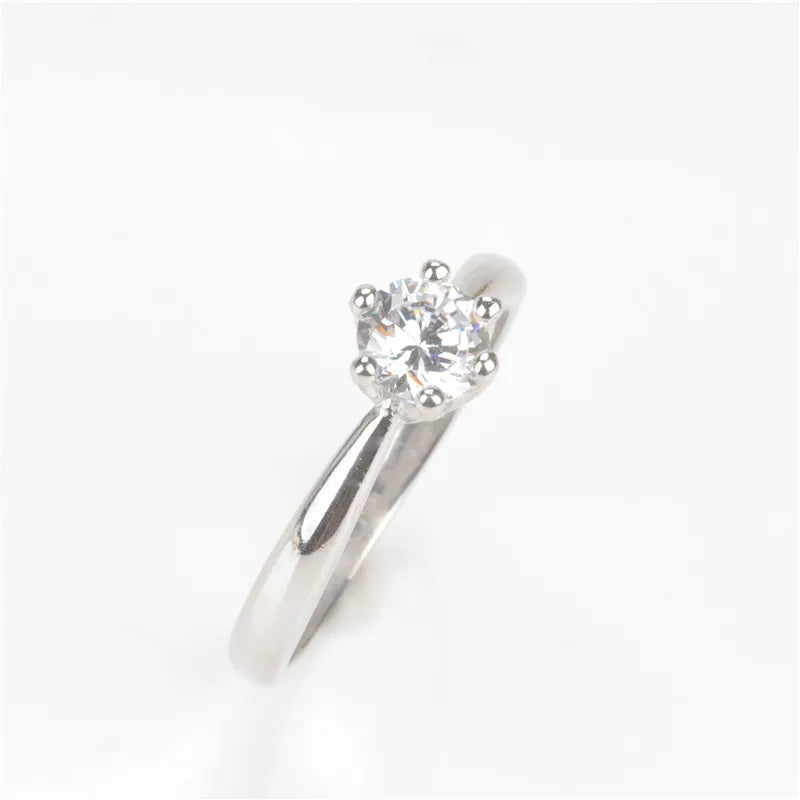 Anillo de Joyería Fina Circonita Redonda Chapada en Plata